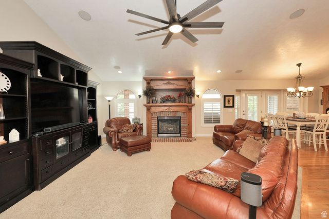 11223 S AUTUMN FARM DR, South Jordan, UT 84095