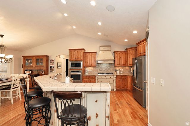 11223 S AUTUMN FARM DR, South Jordan, UT 84095