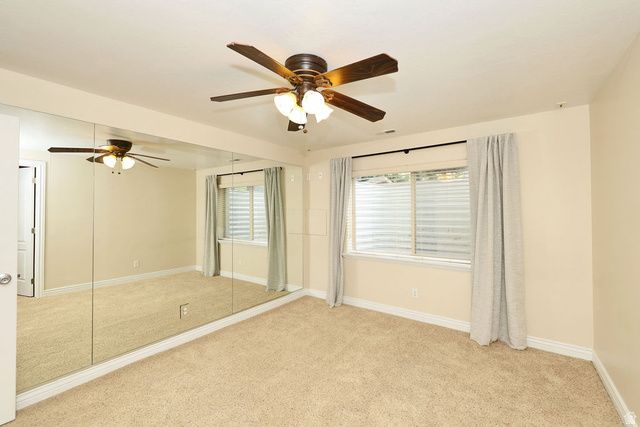 11223 S AUTUMN FARM DR, South Jordan, UT 84095