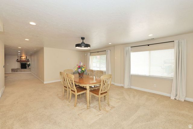 11223 S AUTUMN FARM DR, South Jordan, UT 84095