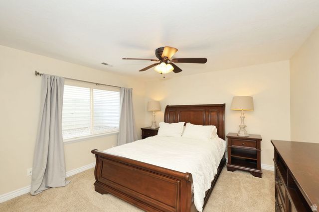 11223 S AUTUMN FARM DR, South Jordan, UT 84095