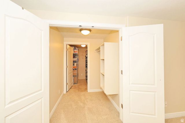 11223 S AUTUMN FARM DR, South Jordan, UT 84095