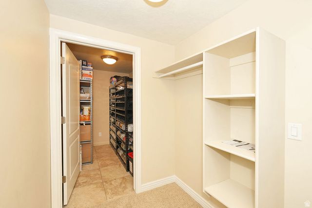 11223 S AUTUMN FARM DR, South Jordan, UT 84095