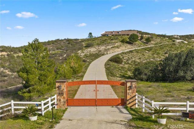 39339 Calle Conejo, Temecula, CA 92592