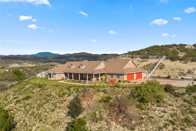 39339 Calle Conejo, Temecula, CA 92592