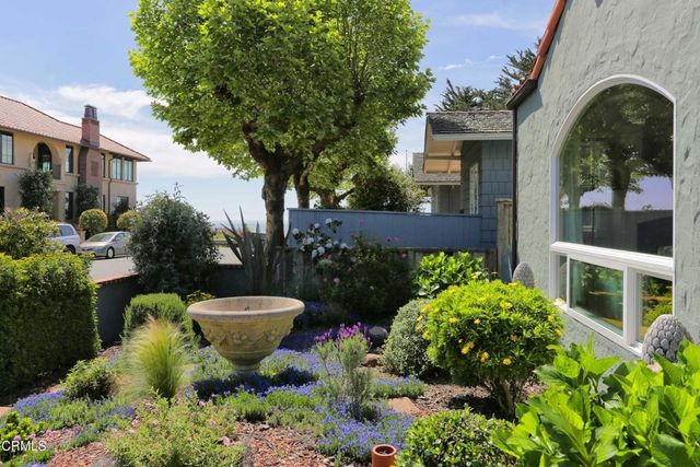 113 4th Avenue, Santa Cruz, CA 95062