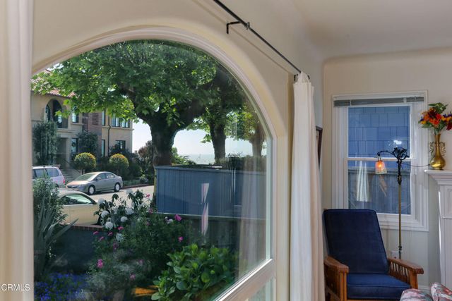 113 4th Avenue, Santa Cruz, CA 95062