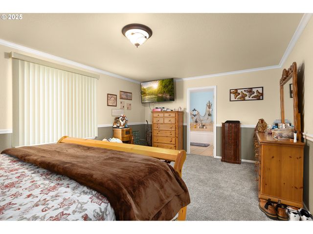 144 PARADISE Ln, Roseburg, OR 97471