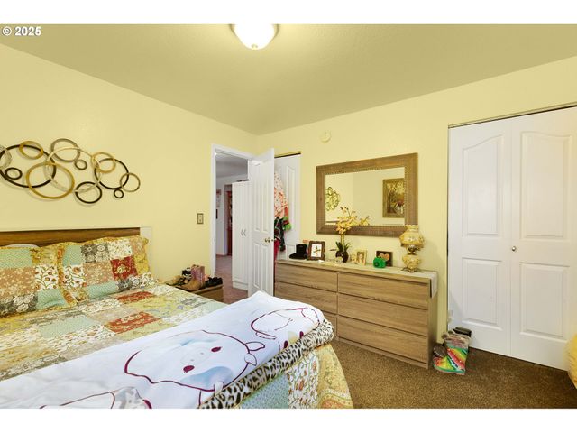 144 PARADISE Ln, Roseburg, OR 97471