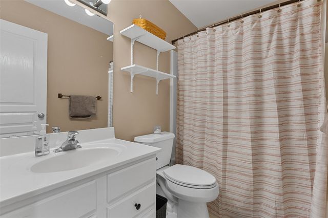 4823 Chasemoor Drive, Portage, MI 49024