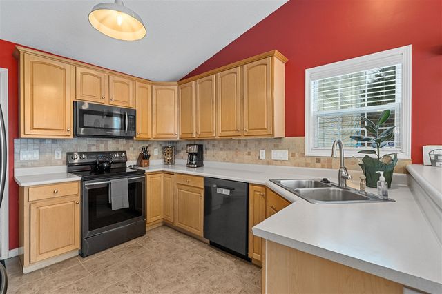 4823 Chasemoor Drive, Portage, MI 49024