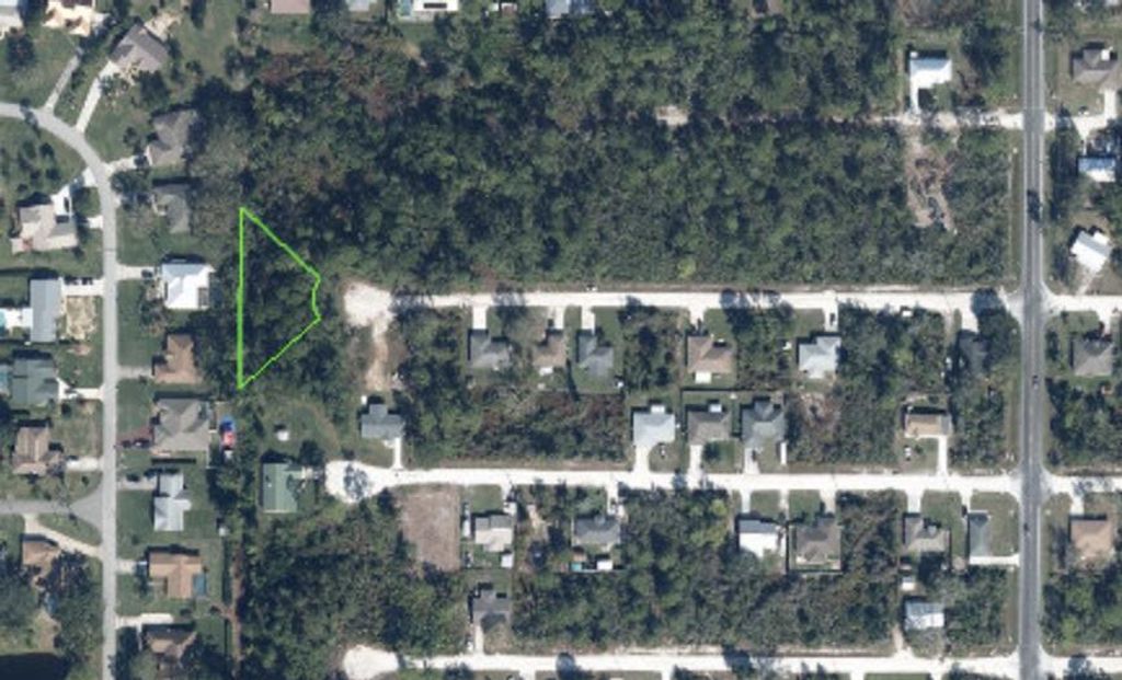 350 Roadrunner Avenue, Sebring, FL 33870