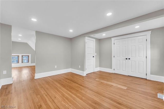 12206 Detroit Avenue, Lakewood, OH 44107