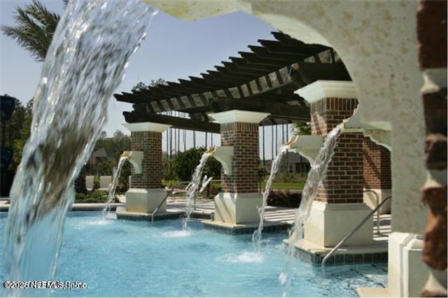 255 ST JOHNS FOREST Boulevard, St. Johns, FL 32259