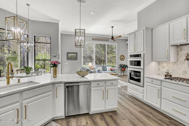 255 ST JOHNS FOREST Boulevard, St. Johns, FL 32259