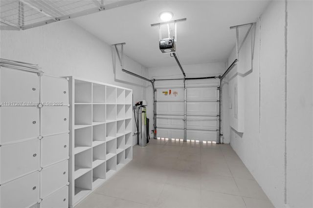 8643 NW 112th Pl 8643, Doral, FL 33178