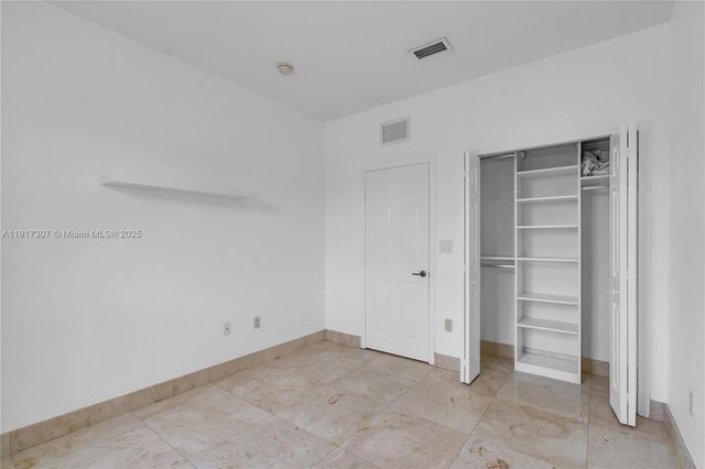 8643 NW 112th Pl 8643, Doral, FL 33178