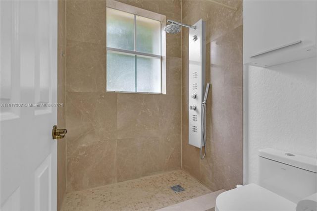 8643 NW 112th Pl 8643, Doral, FL 33178