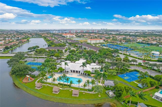 8643 NW 112th Pl 8643, Doral, FL 33178