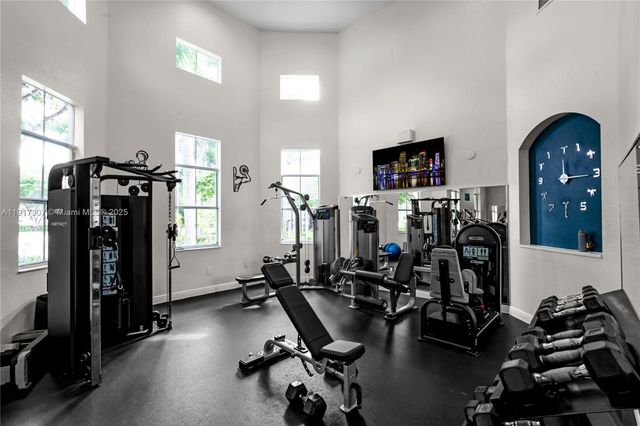 8643 NW 112th Pl 8643, Doral, FL 33178