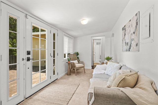 1545 Olive Avenue, Redding, CA 96001