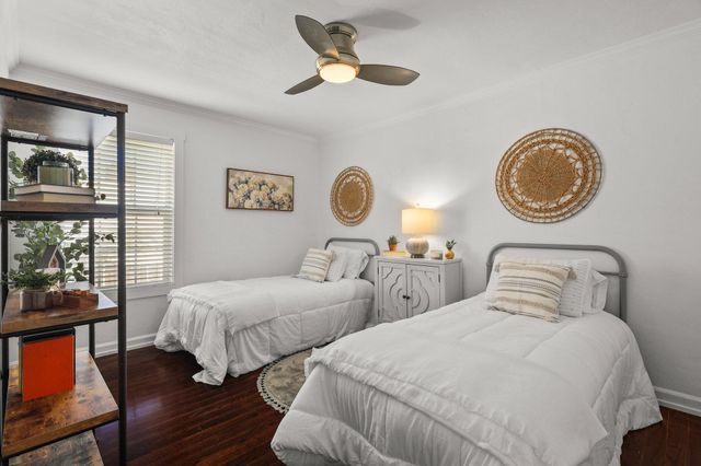 1545 Olive Avenue, Redding, CA 96001