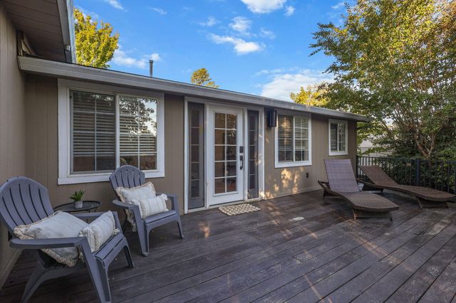 1545 Olive Avenue, Redding, CA 96001