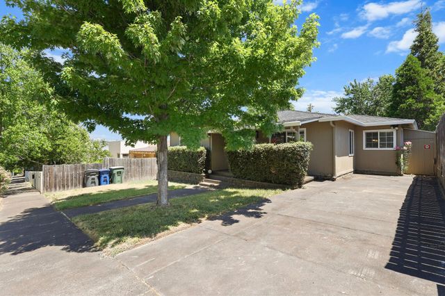 1545 Olive Avenue, Redding, CA 96001