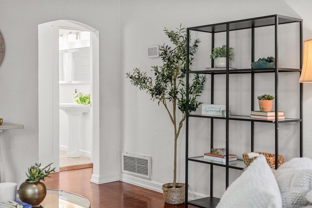 1545 Olive Avenue, Redding, CA 96001