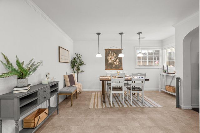 1545 Olive Avenue, Redding, CA 96001