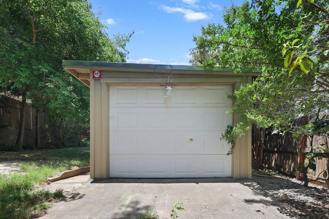 1545 Olive Avenue, Redding, CA 96001