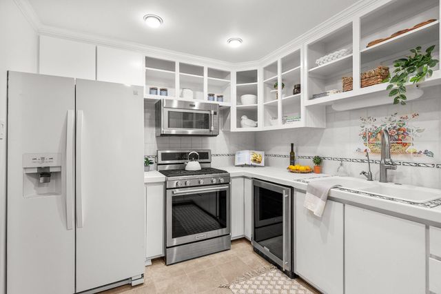 1545 Olive Avenue, Redding, CA 96001