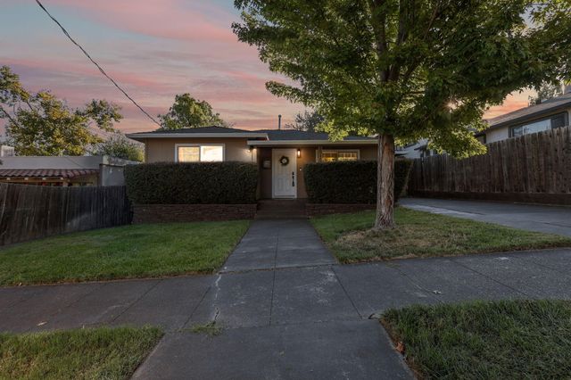 1545 Olive Avenue, Redding, CA 96001