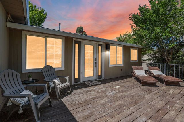 1545 Olive Avenue, Redding, CA 96001