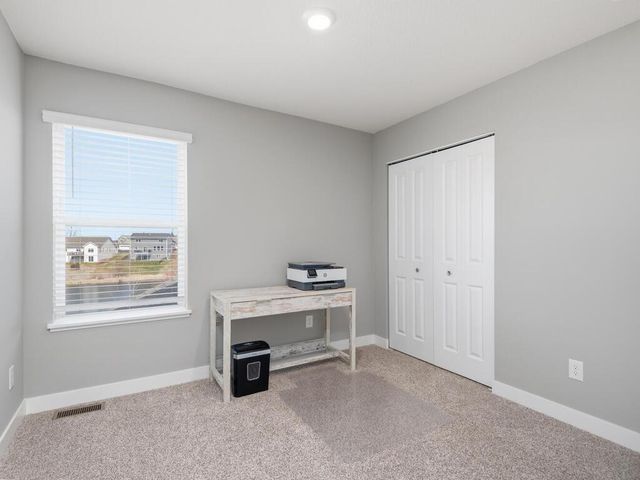 1048 Shoreview Drive, Jordan, MN 55352