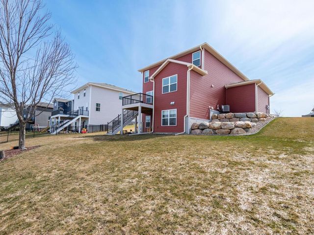 1048 Shoreview Drive, Jordan, MN 55352