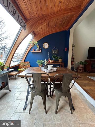 55 JEAN LO WAY, York, PA 17406