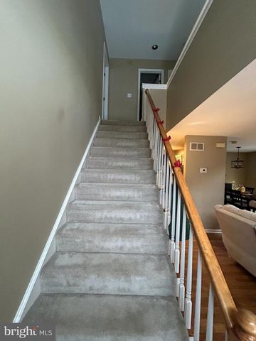 55 JEAN LO WAY, York, PA 17406