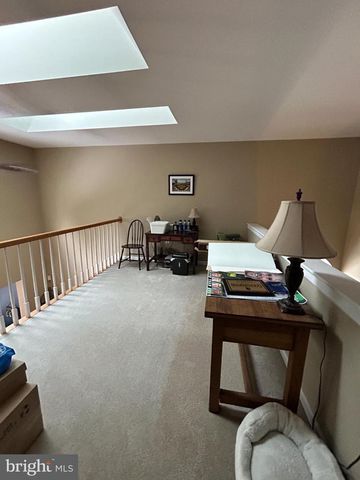 55 JEAN LO WAY, York, PA 17406