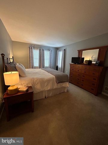 55 JEAN LO WAY, York, PA 17406