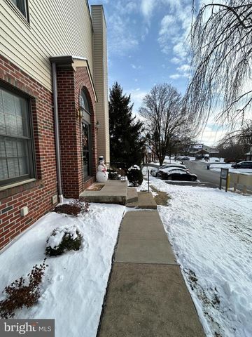 55 JEAN LO WAY, York, PA 17406