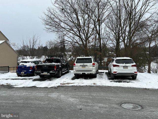 55 JEAN LO WAY, York, PA 17406