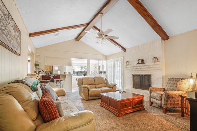 1998 Lake Creek Drive, Houston, TX 77339