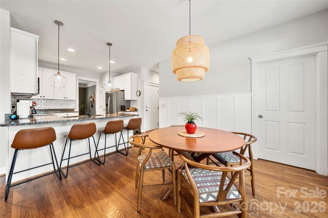1255 Shadow Bend Drive, Tega Cay, SC 29708