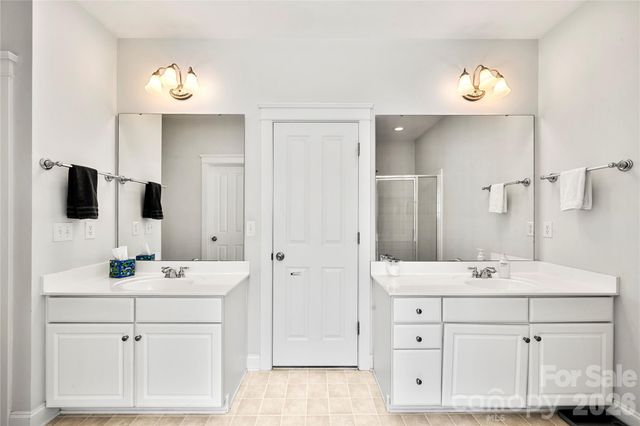 1255 Shadow Bend Drive, Tega Cay, SC 29708