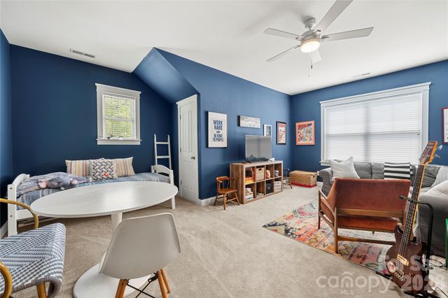 1255 Shadow Bend Drive, Tega Cay, SC 29708