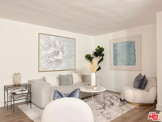 1250 W 37th Street, Los Angeles, CA 90007