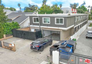 1250 W 37th Street, Los Angeles, CA 90007