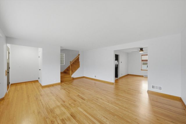 1838 Maple Avenue, Berwyn, IL 60402