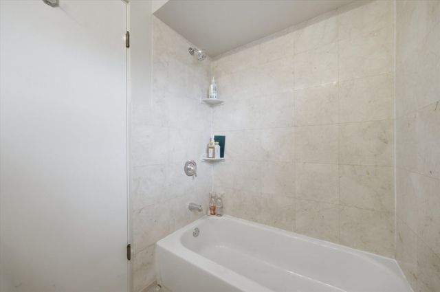 1838 Maple Avenue, Berwyn, IL 60402